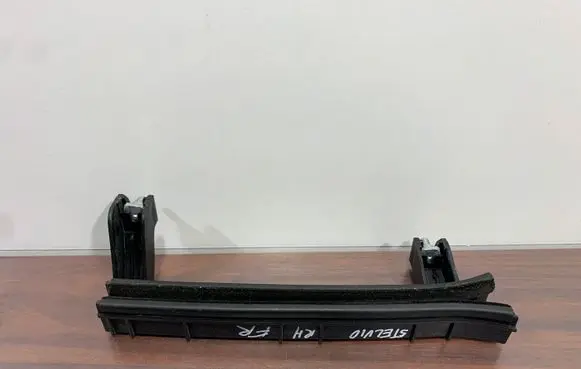 Alfa Romeo Stelvio Front door windshield rail 50541316