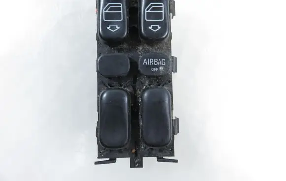 Mercedes-Benz A W168 Electric window control switch 1688206510