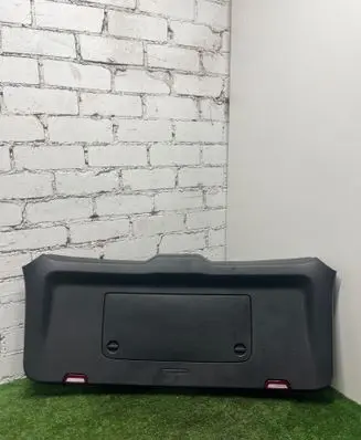 Porsche Cayenne (9Y0 9Y3) Tailgate/boot lid cover trim 9y0867973b