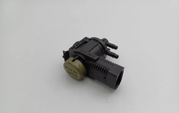 KIA Sportage Turbo solenoid valve 1K0906283A