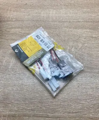 Renault Laguna III Plug wire 7701418408