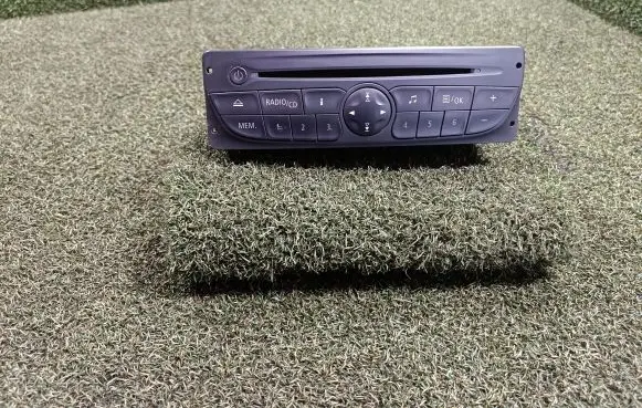 Renault Master III Radio/CD/DVD/GPS head unit 281150049R