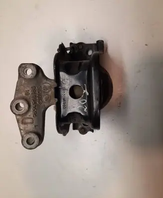 Peugeot 207 Engine mount bracket 9653095980