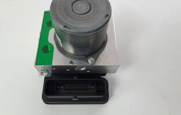 Mercedes-Benz C AMG W205 ABS Pump A2059002944