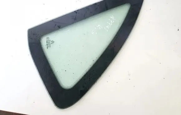 Citroen C3 Rear side window