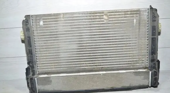 Skoda Fabia Mk3 (NJ) Radiator set 6V0121698A