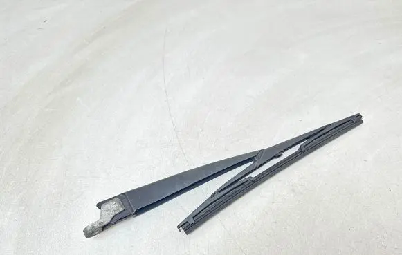 Citroen C4 I Rear wiper blade arm 9646803470