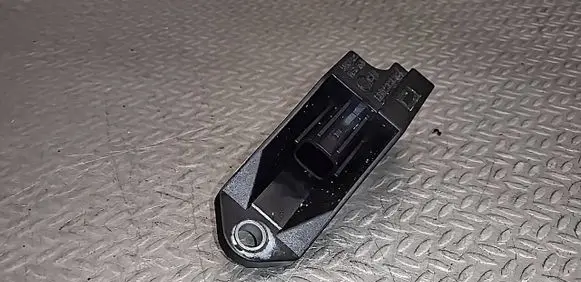 Volkswagen PASSAT B5.5 Airbag deployment crash/impact sensor 5WK42895 6Q0909606K