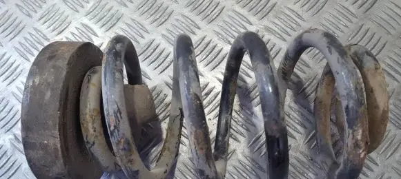 Opel Astra F Rear coil spring