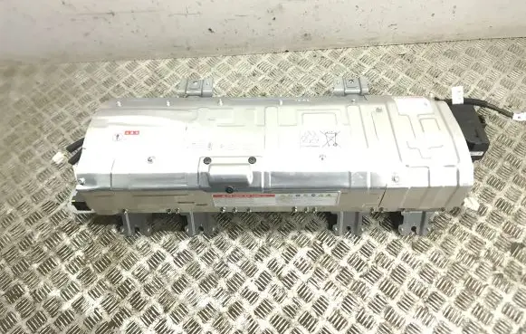 Hyundai Kona I Hybrid / electric car battery 37501CM000