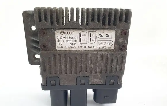 Volkswagen Transporter - Caravelle T5 Coolant fan relay 7H0919506D
