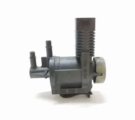 Volkswagen Touareg I Turbo solenoid valve 1J0906283C