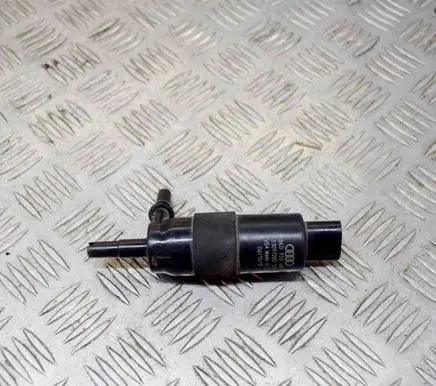 Audi A5 Sportback 8TA Windscreen/windshield washer pump 31097200 8K0955681