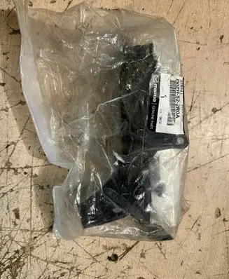 Mazda 2 Fender mounting bracket D0ZH-52-2R0A