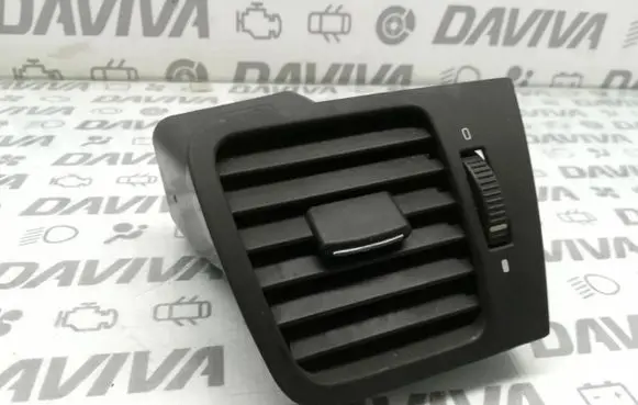 Subaru Legacy Dashboard side air vent grill/cover trim
