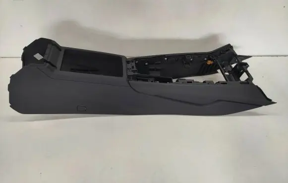 Audi A5 Center console 8W1863241A AMBIENTE