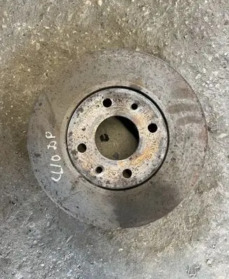 Renault Clio III Front brake disc