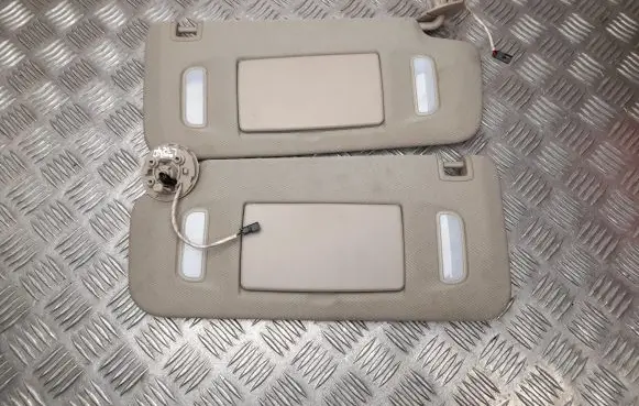 Cadillac SRX Sun visor 10925B