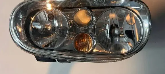 Volkswagen Golf IV Headlight/headlamp 1J1941016C 67736940 02B023011R