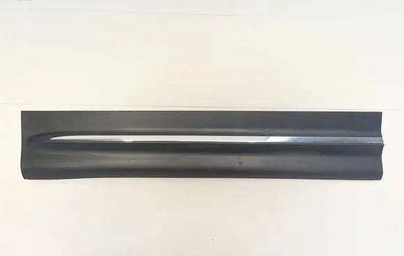 Mercedes-Benz GLB X247 Front door trim (molding) A2477274700