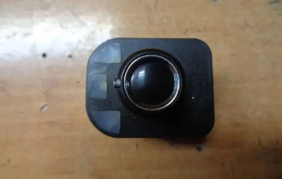 Audi A4 S4 B8 8K Wing mirror switch 8K0959565B