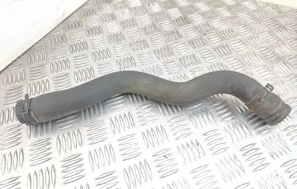 Opel Insignia A Engine coolant pipe/hose 13239142 565563897