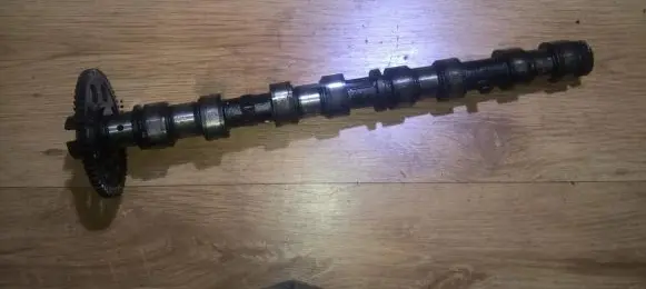 Toyota Avensis T250 Camshaft c3c