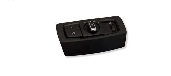 BMW 2 F46 Light switch 6824888