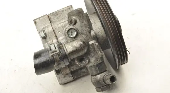 Opel Insignia A Power steering pump 13309333