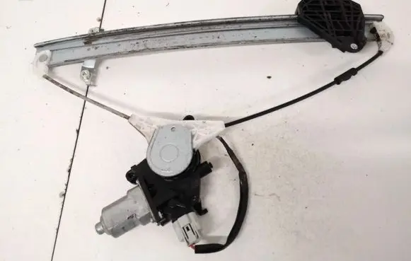 Subaru Legacy Sliding door window regulator with motor