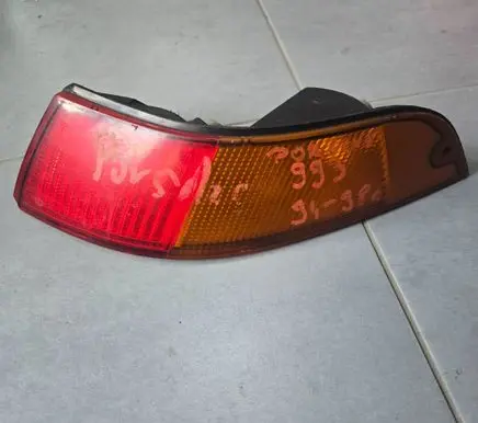 Porsche 911 993 Rear/tail lights 99363140300
