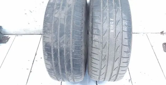 Volkswagen Golf II R17 summer tire 23555R17