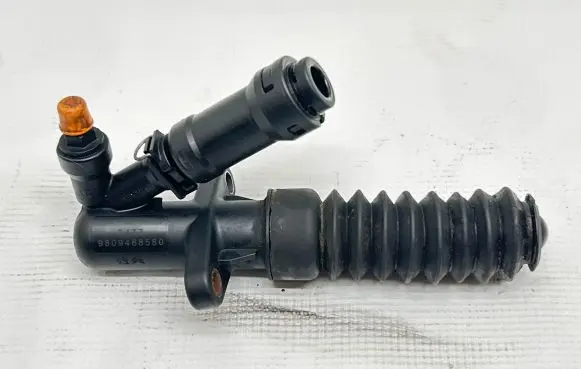 Toyota Proace Clutch master cylinder 9809468580 3477