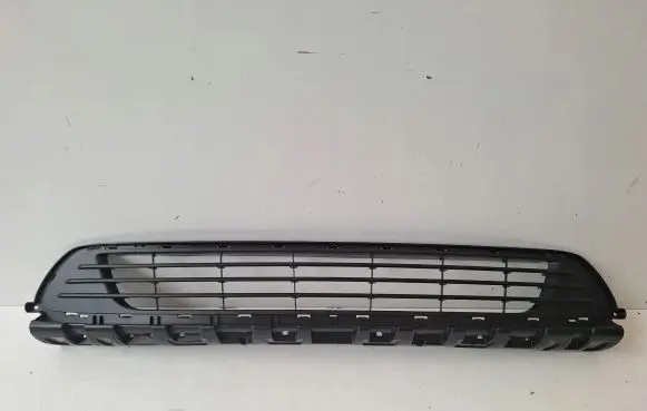 Renault Trafic III (X82) Front bumper lower grill 622543504r