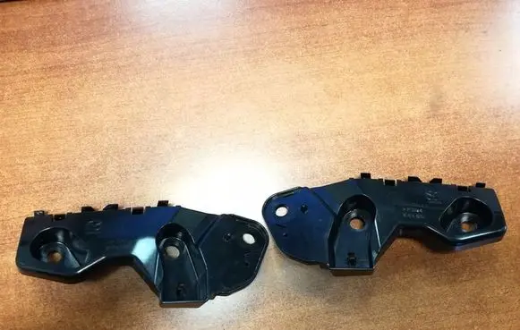 Mazda CX-3 Front bumper mounting bracket