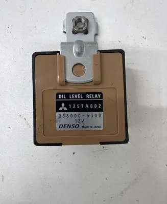 Mitsubishi Grandis Oil pressure relay 0680005300