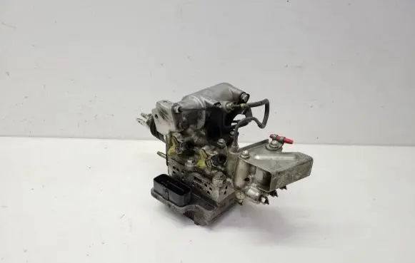 Toyota Prius c ABS Pump 4721052310