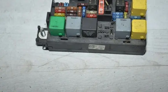 Mercedes-Benz R W251 Fuse module A1645403272