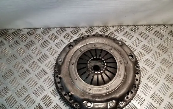 Audi A1 Clutch set kit 123061210 323082010 3021600285