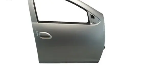 Dacia Sandero Front door