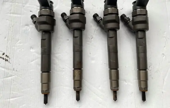 Mini Cooper Countryman R60 Fuel injectors set 8506902
