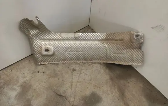 Ford Mustang VI Exhaust heat shield FR3B63114A57AB