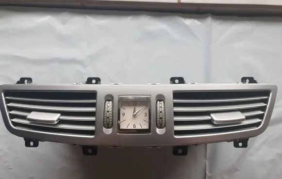 Mercedes-Benz S W221 Dash center air vent grill A2218300954