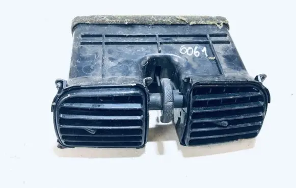 Mitsubishi Space Star Dash center air vent grill mr456712