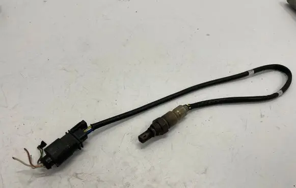 Volkswagen Golf VII Lambda probe sensor 04L906262A