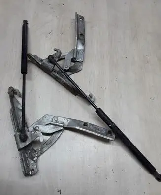 Alfa Romeo 166 Engine bonnet/hood hinges