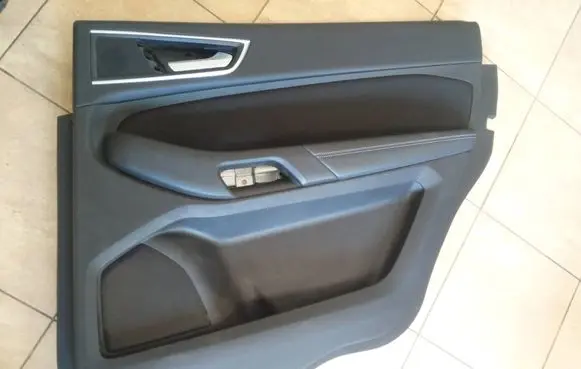 Ford S-MAX Coupe rear side trim panel EM2BR27630A NE70625