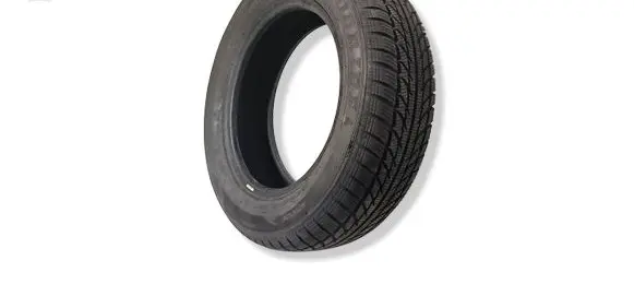Toyota Yaris XP210 R15 winter tire 