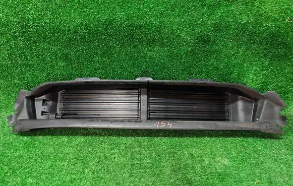 Volvo XC90 Intercooler air guide/duct channel 