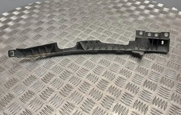 Opel Insignia A Front bumper mounting bracket 13250571
